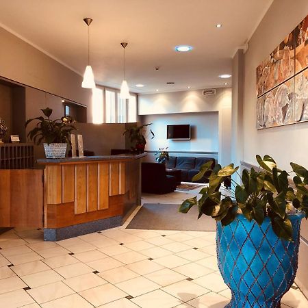 Hotel Delfina Signa Luaran gambar
