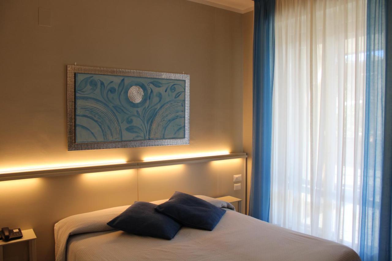 Hotel Delfina Signa Luaran gambar